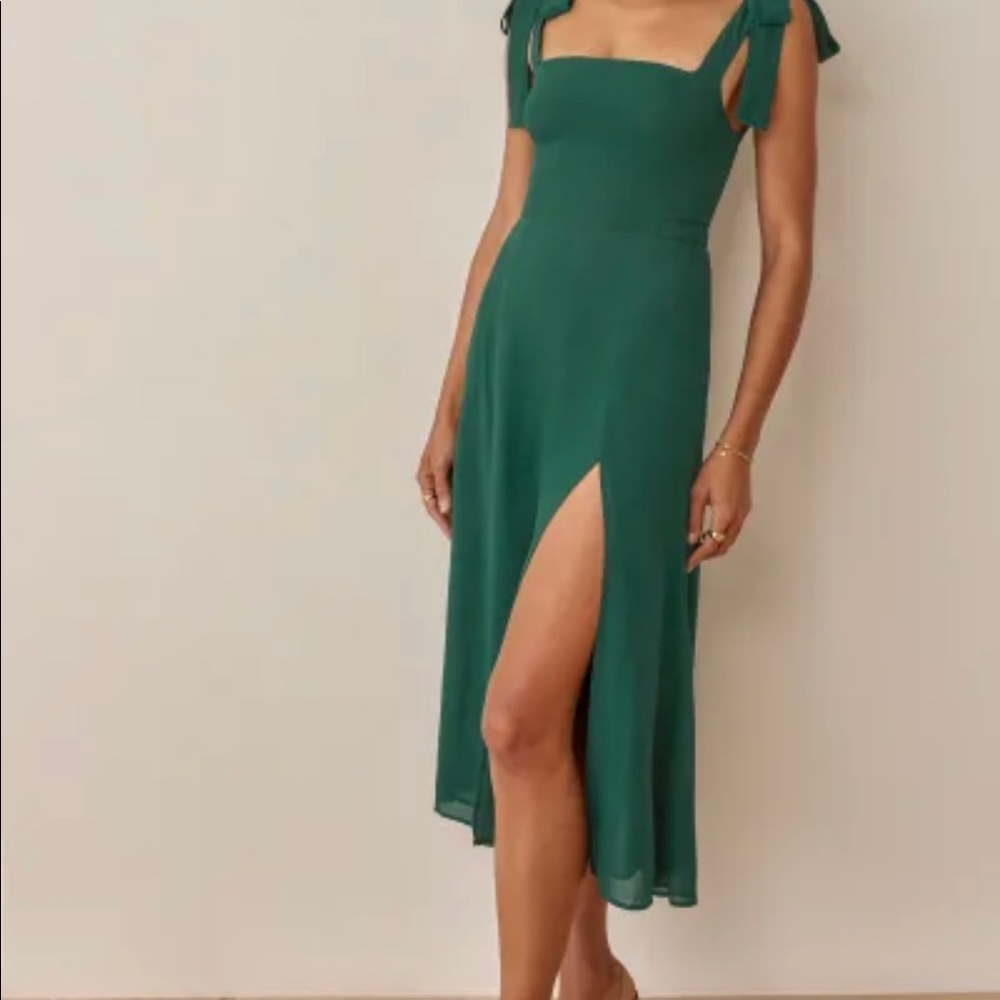 Reformation Twilight Dress in Emerald. Size 4